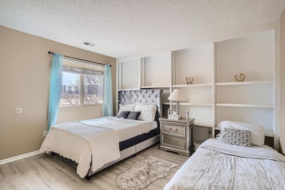 Photo of Bedroom in Aurora