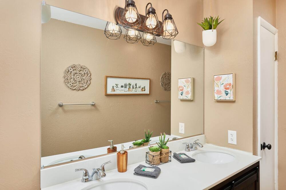 Photo of Bathroom in Northeast Colorado Springs