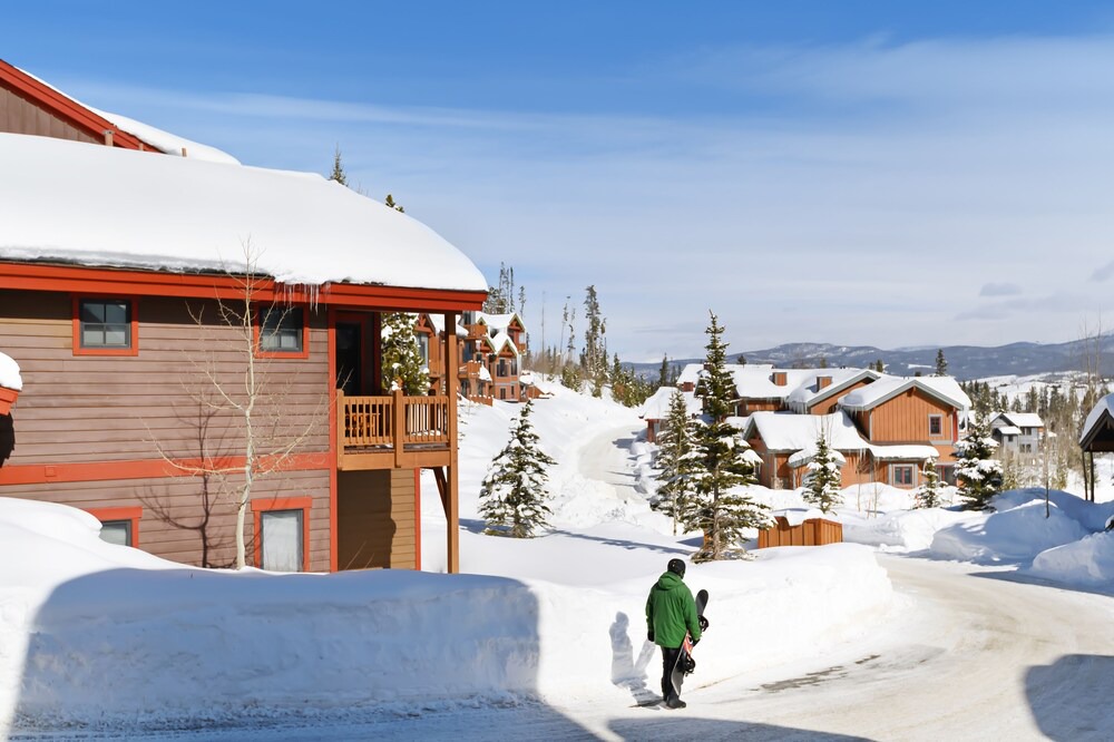 Photo of Others in Bear Crossing