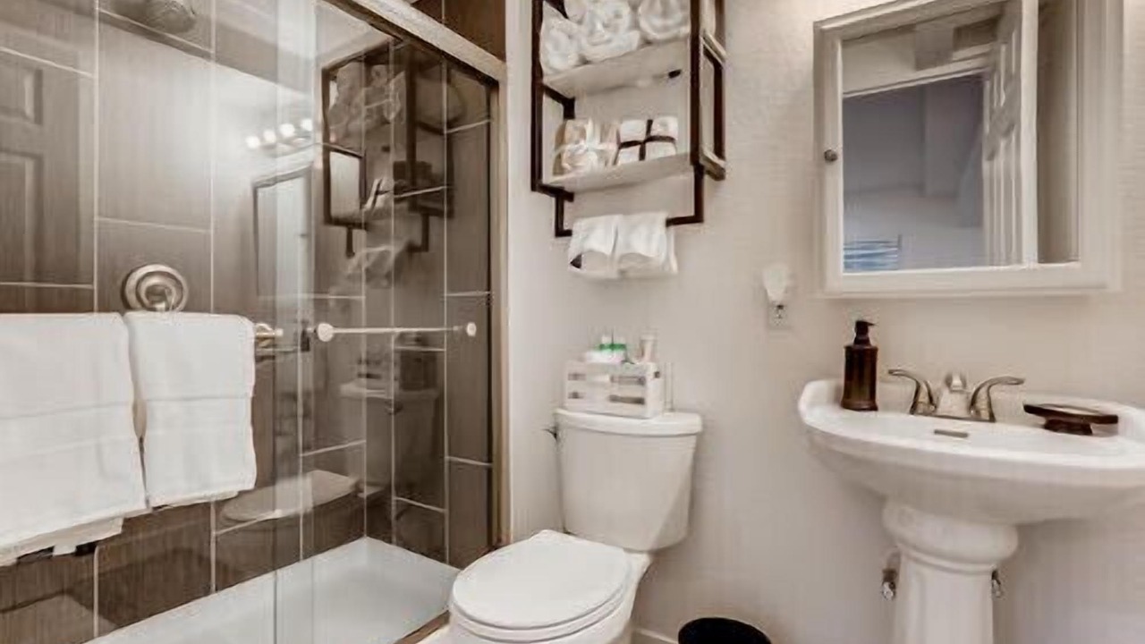 Photo of Bathroom in Aurora