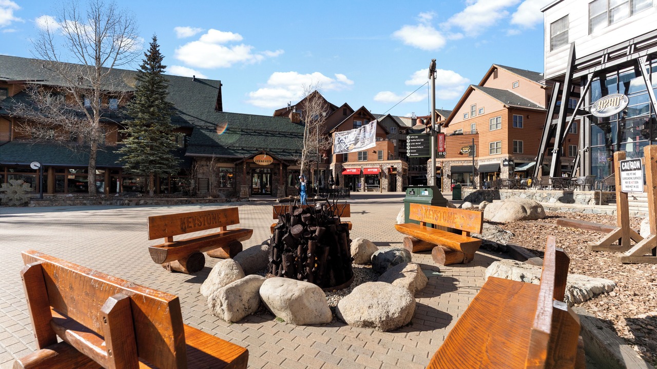 Photo of Others in Keystone