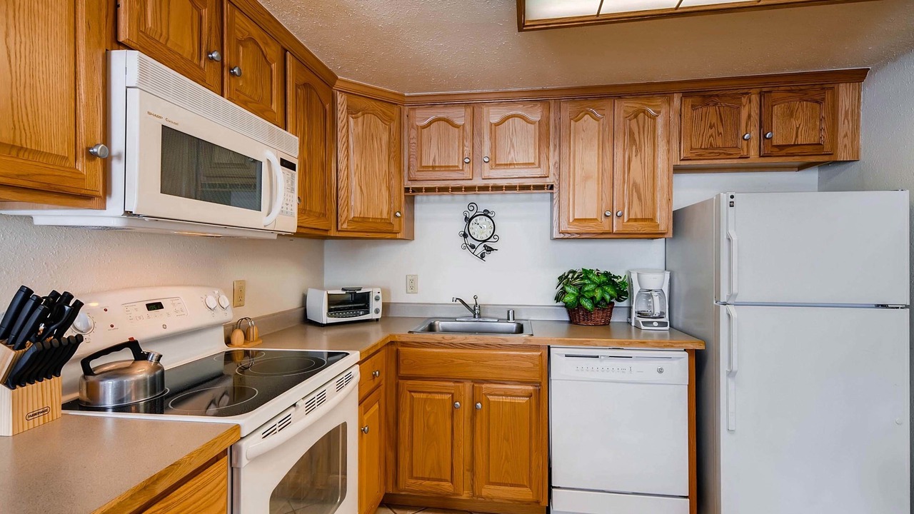 Photo of Kitchen in Peak 9