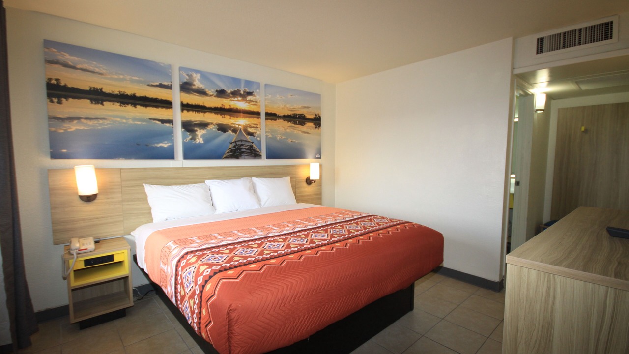 Photo of Bedroom in Wheat Ridge
