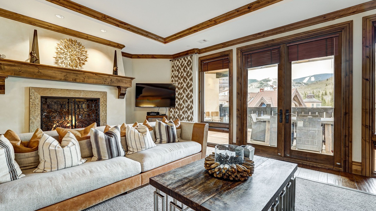 Photo of Livingroom in Vail