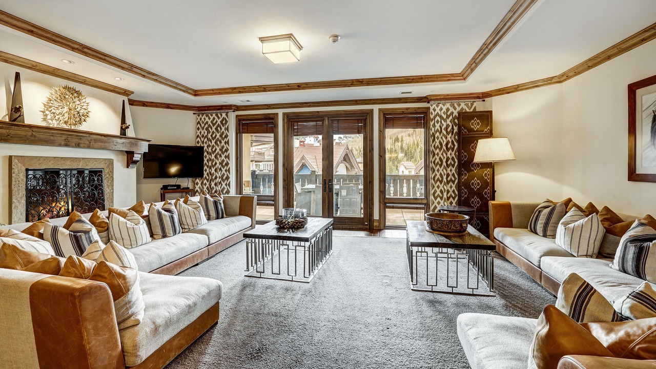 Photo of Livingroom in Vail