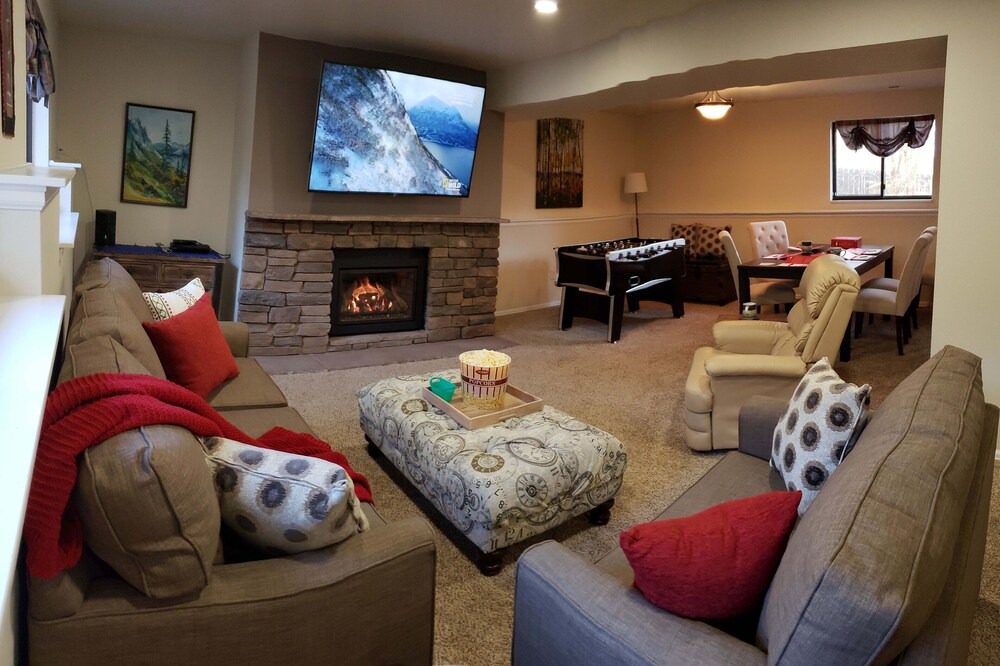 Photo of Livingroom in Northeast Colorado Springs