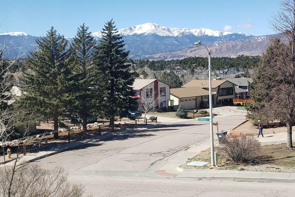 Photo of Bedroom in Northeast Colorado Springs