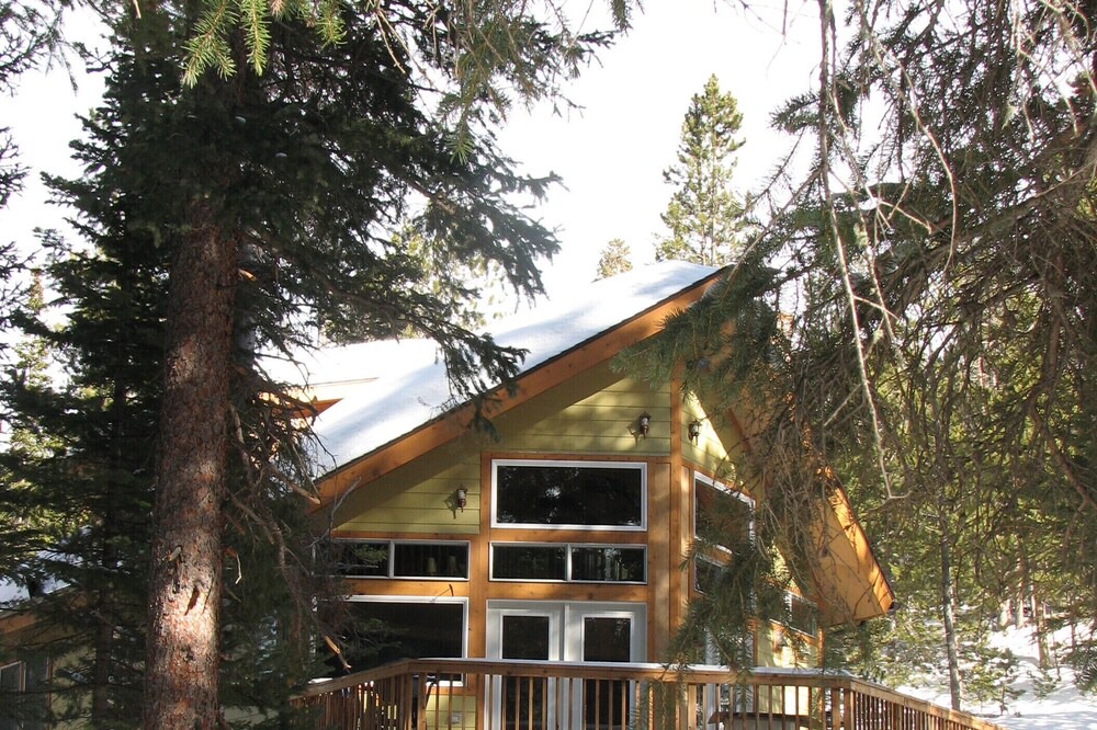 Photo of Outdoor in Crystal Lake