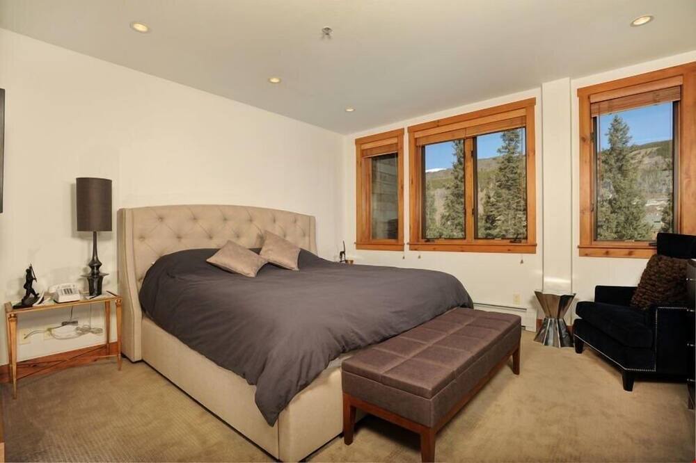 Photo of Bedroom in River Run