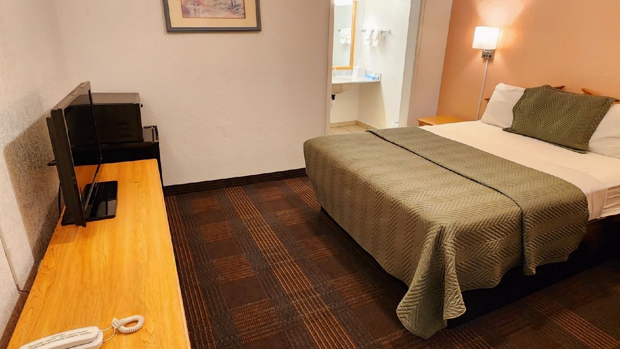 Photo of Bedroom in Manitou Springs
