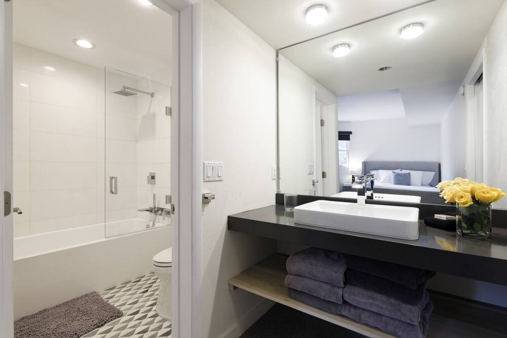 Photo of Bathroom in Aspen