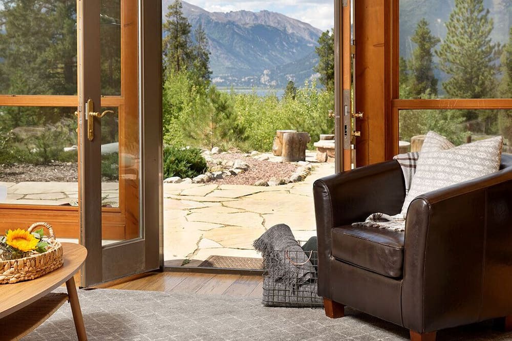 Photo of Bedroom in Twin Lakes