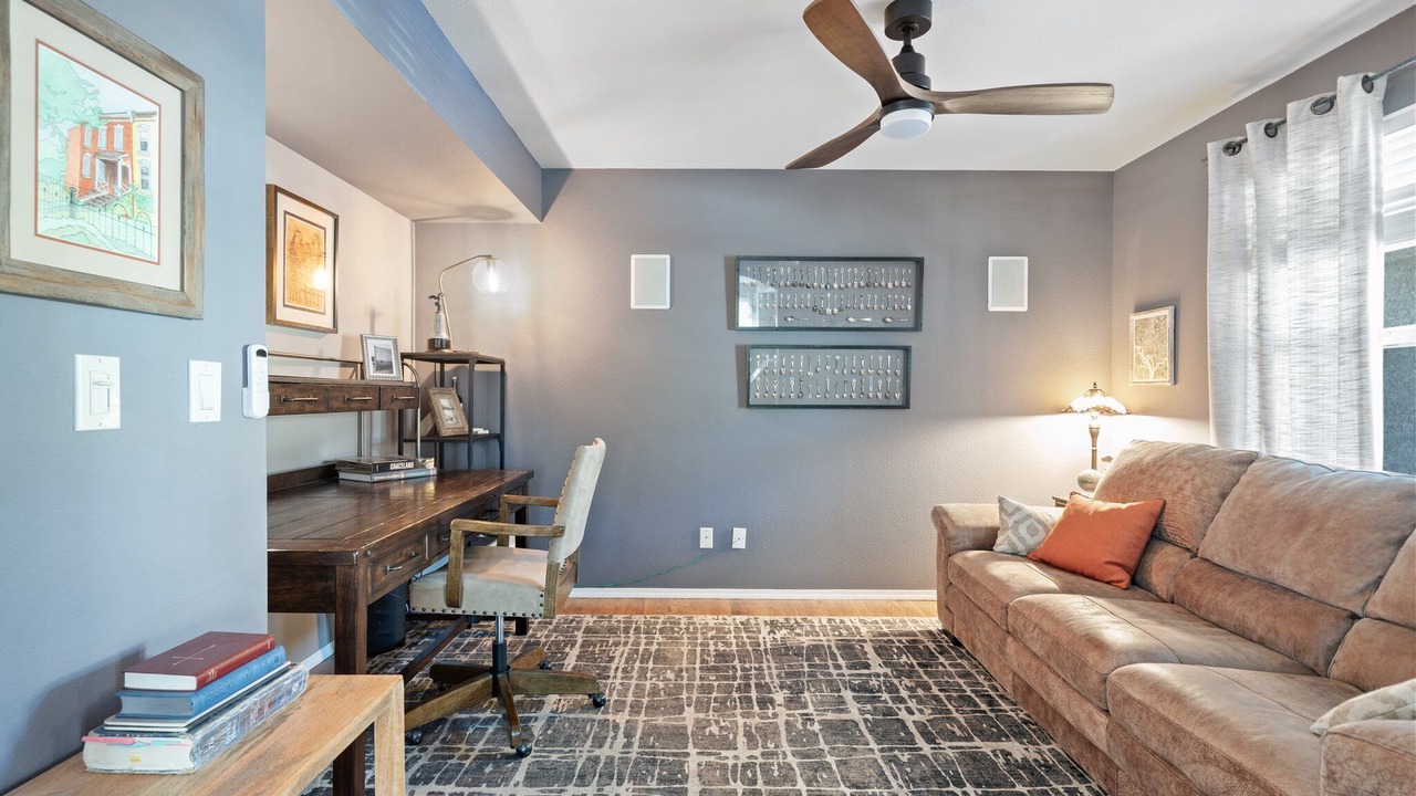 Photo of Livingroom in Peregrine