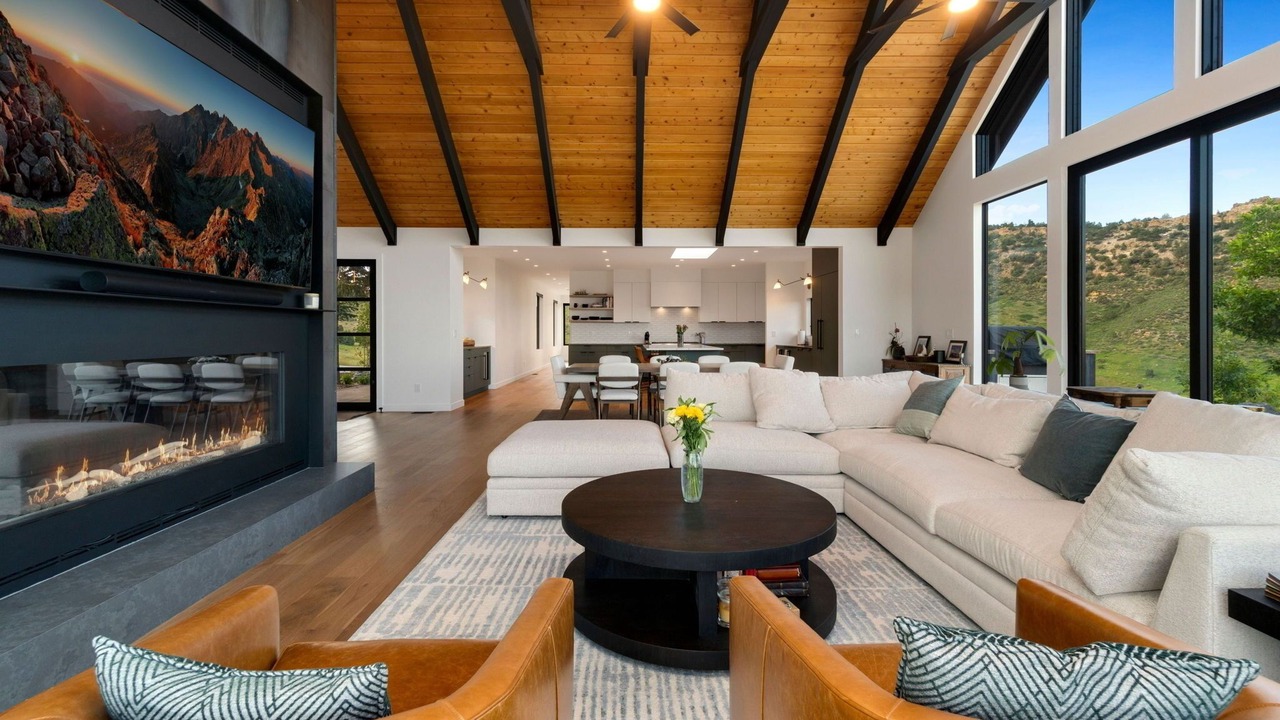 Photo of Livingroom in Morrison