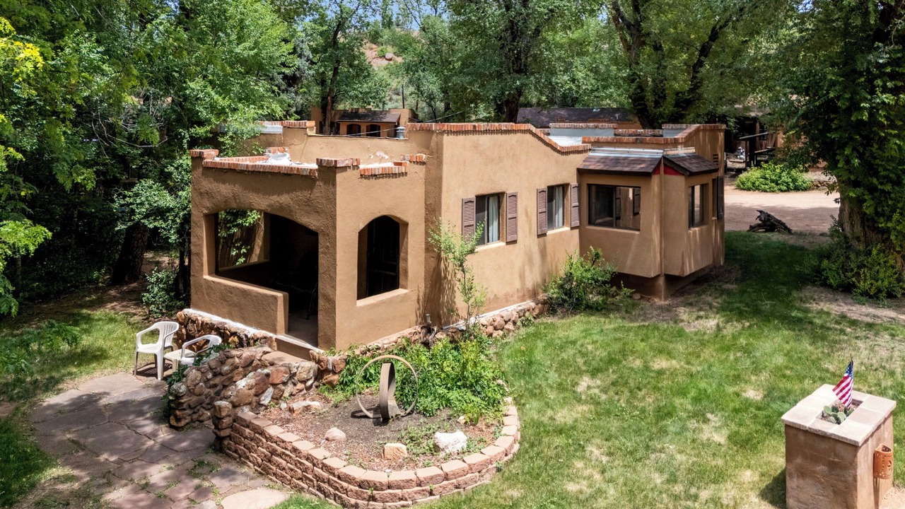 Photo of Outdoor in Manitou Springs