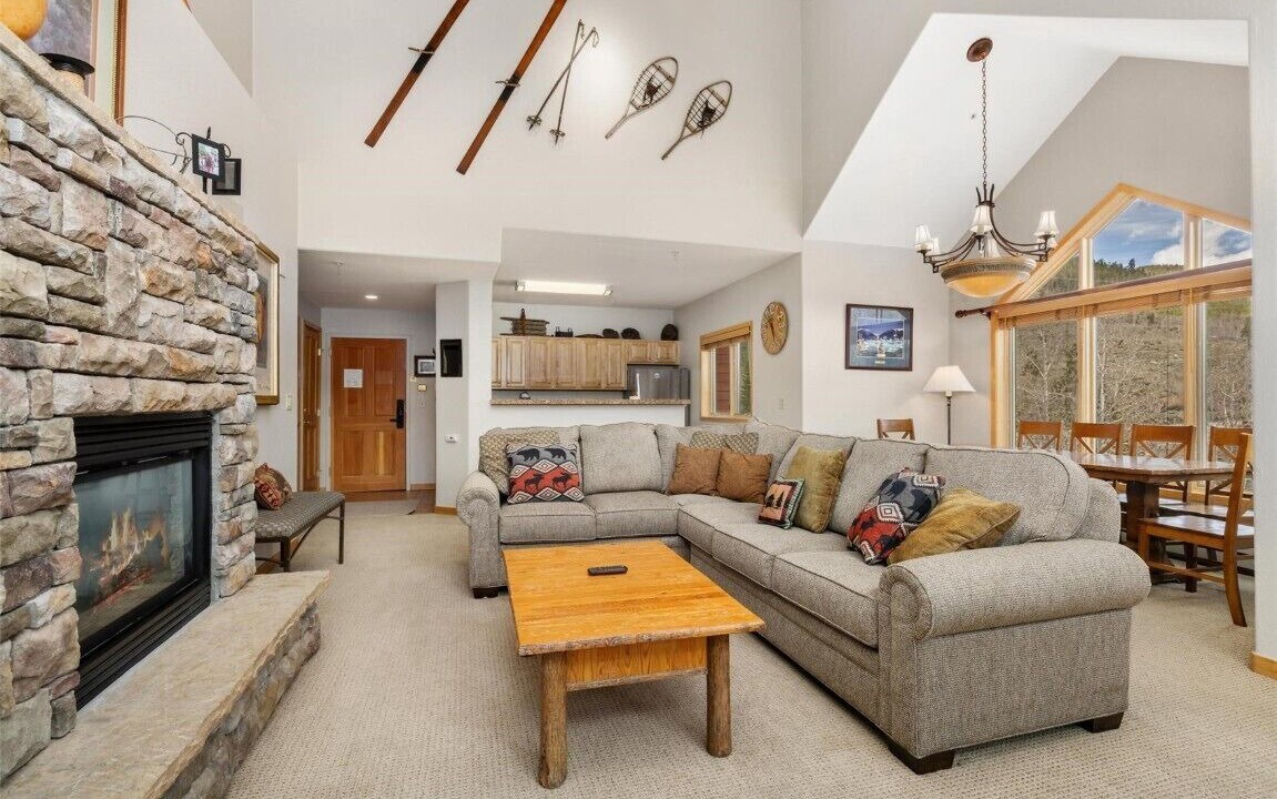 Photo of Livingroom in Mountain House
