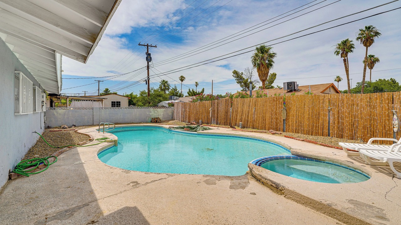 Photo of Outdoor in Rancho Oakey
