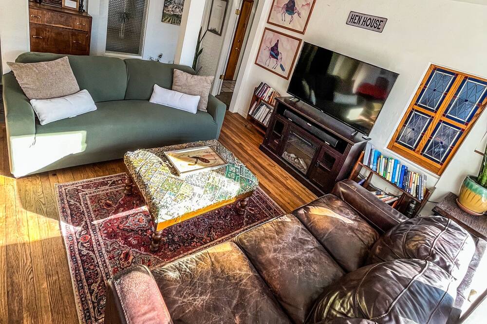 Photo of Livingroom in Berkeley