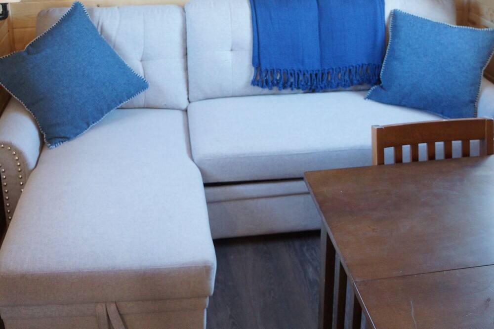 Photo of Livingroom in Pine