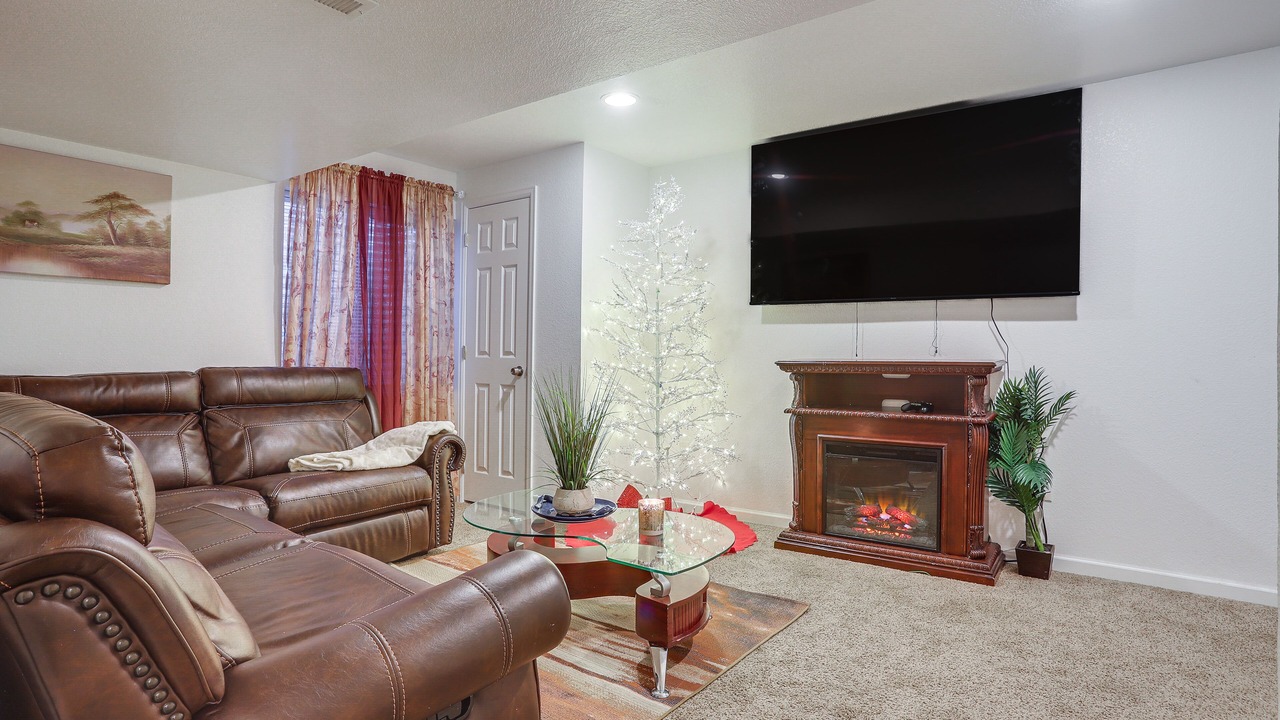 Photo of Livingroom in Green Valley Ranch