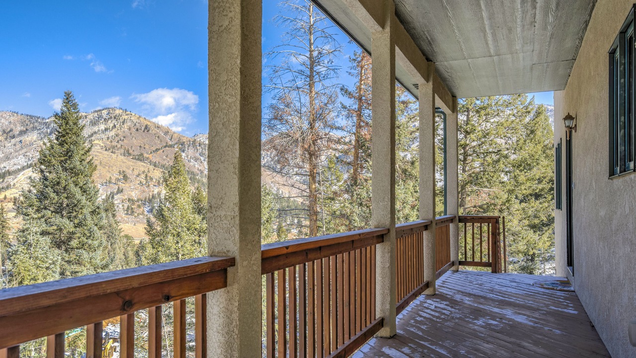 Photo of Patio Balcony in Cascade-Chipita Park
