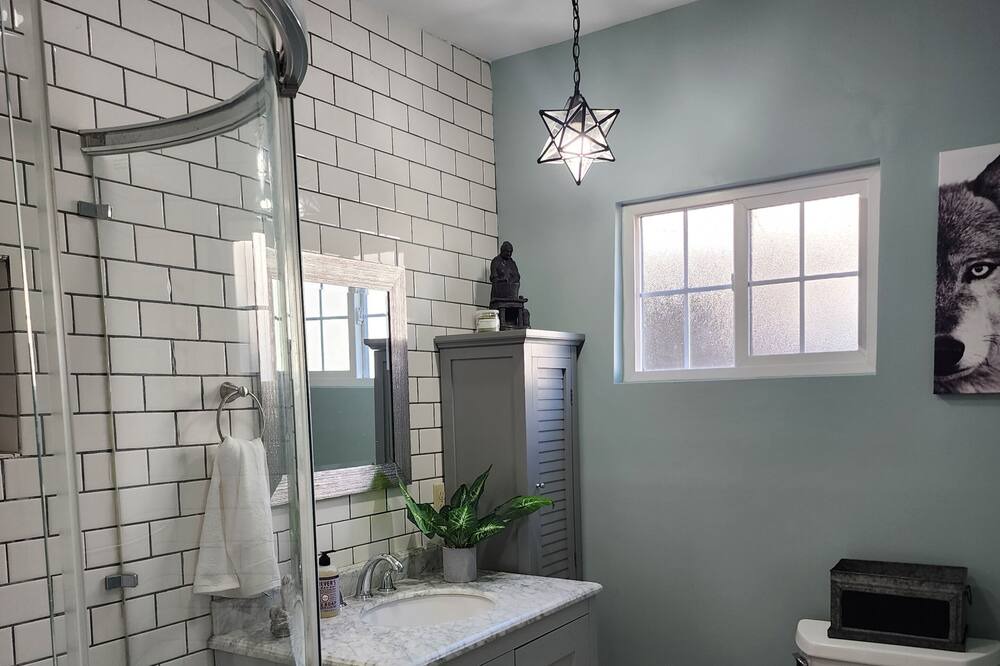Photo of Bathroom in Monte Vista