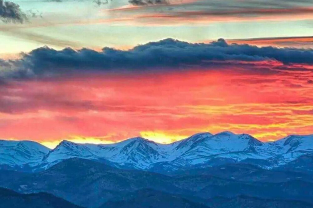 Photo of Outdoor in Golden
