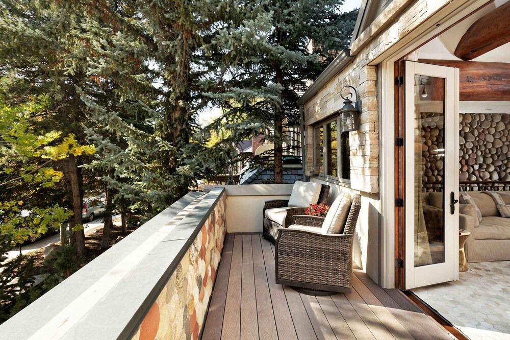 Photo of Others in Aspen