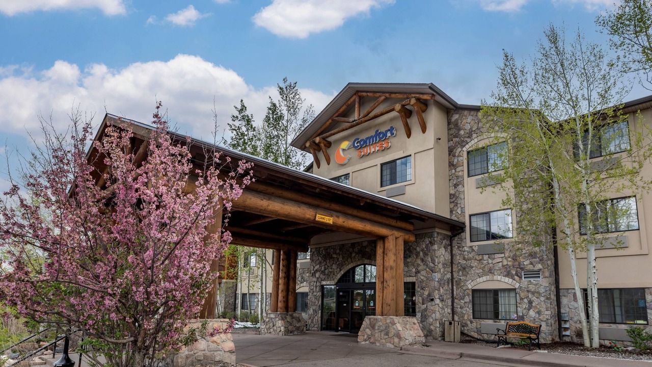 Photo of Outdoor in North Central Evergreen