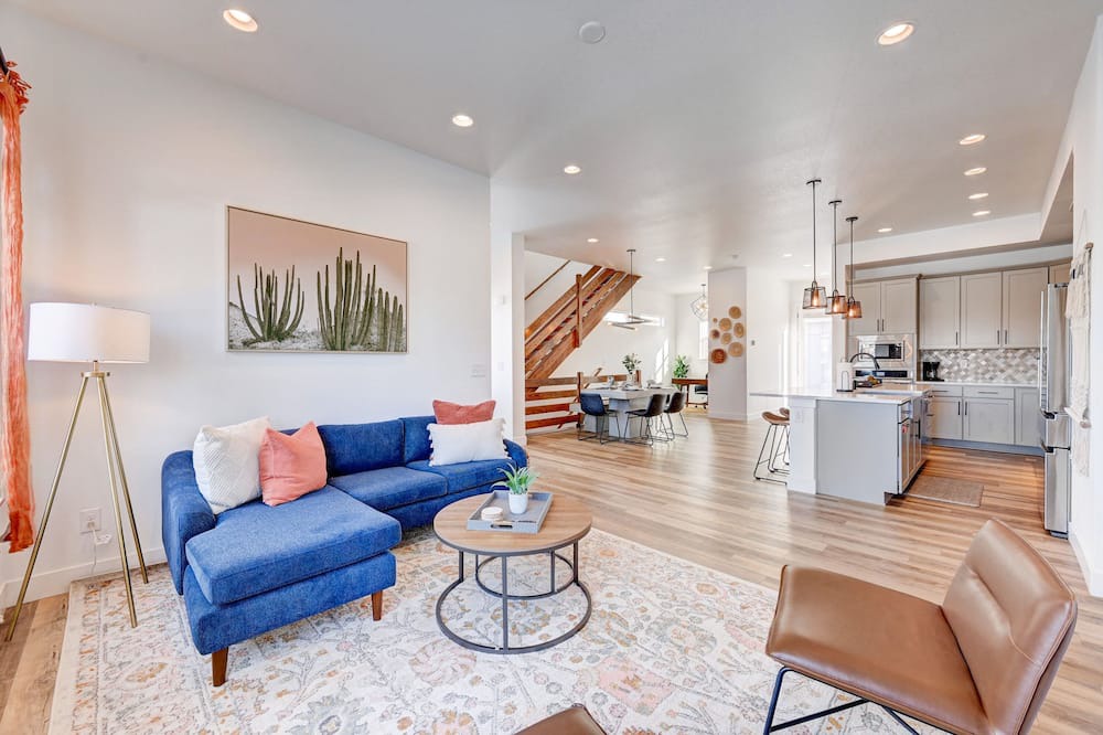 Photo of Livingroom in Northfield