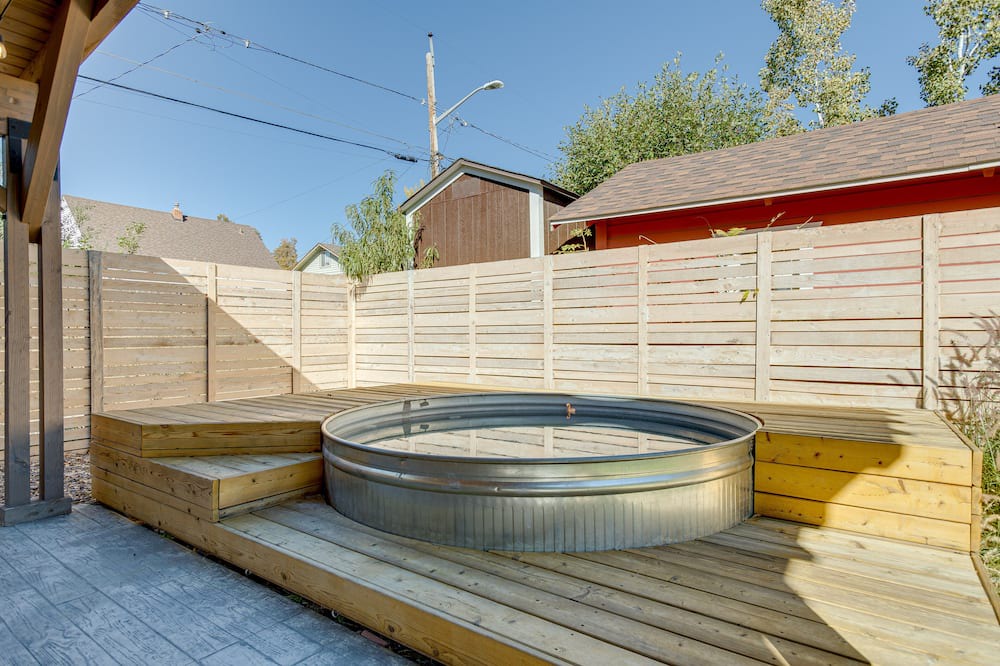 Photo of Outdoor in Edgewater