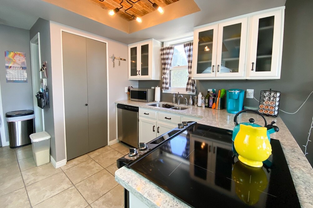Photo of Kitchen in Dam East - West