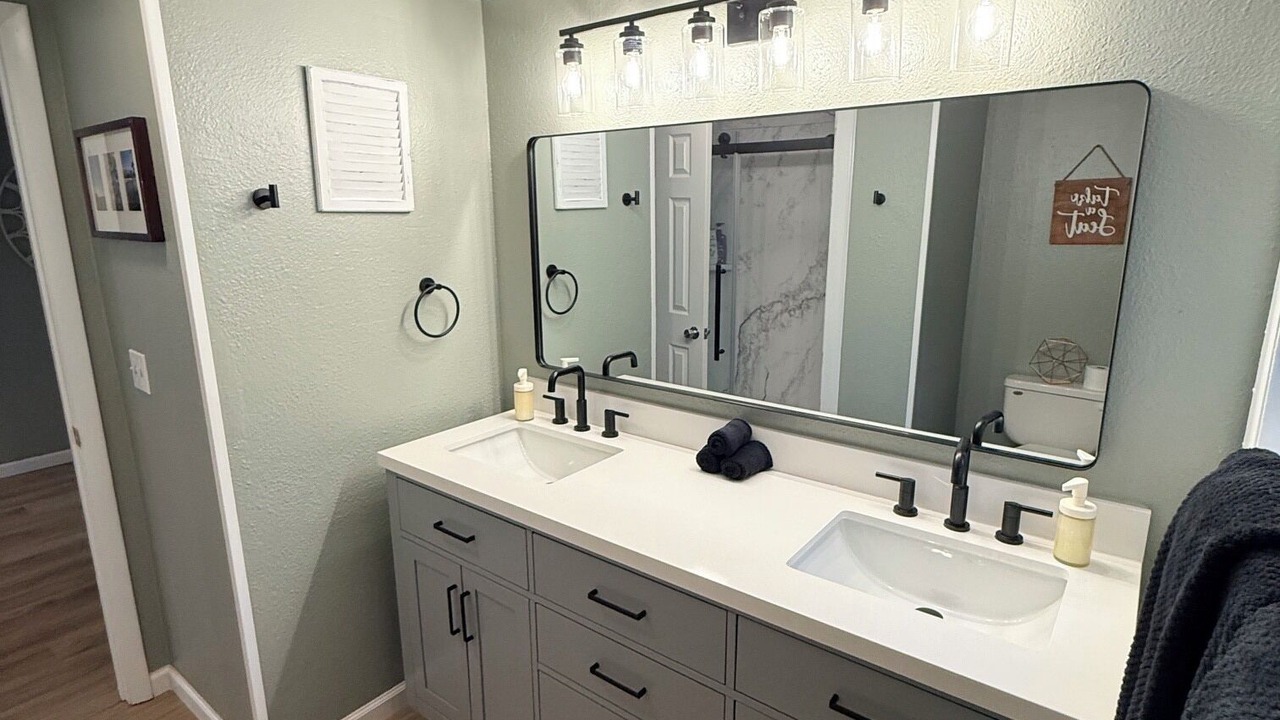 Photo of Bathroom in Howard