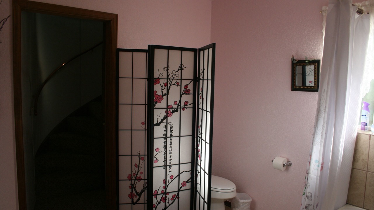 Photo of Bathroom in Palisade