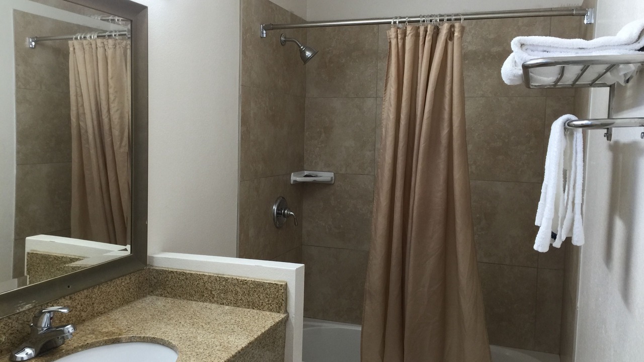 Photo of Bathroom in Central Escondido