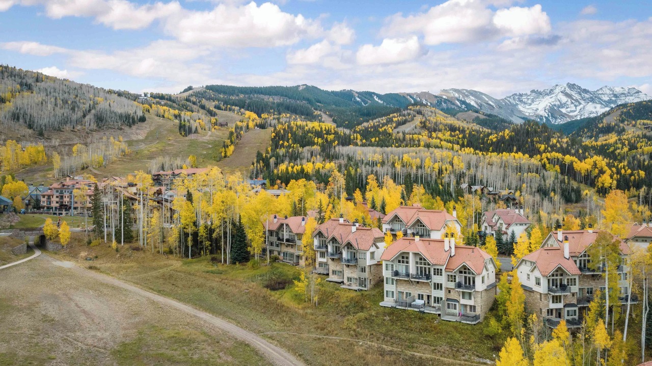 Photo of Outdoor in Mountain Village