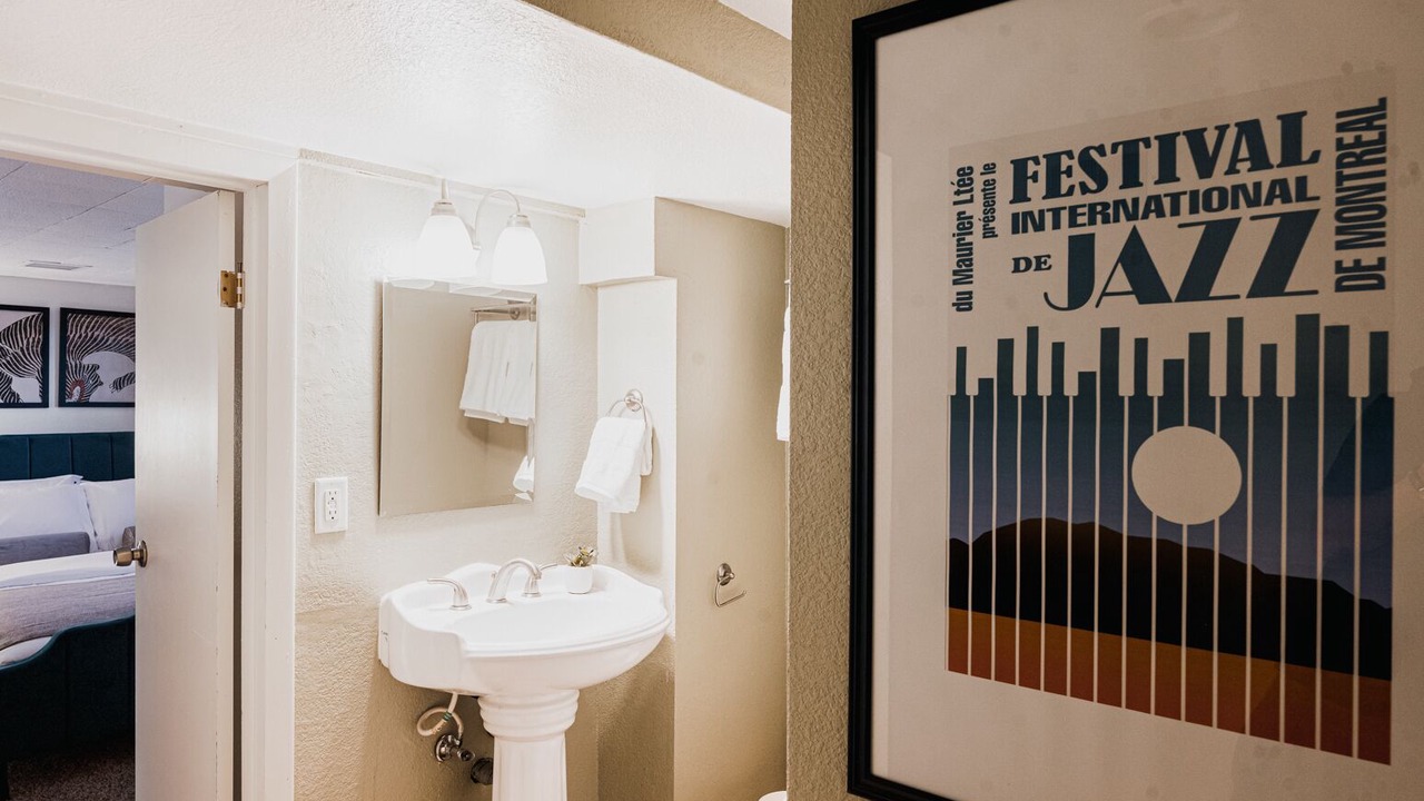 Photo of Bathroom in Barths