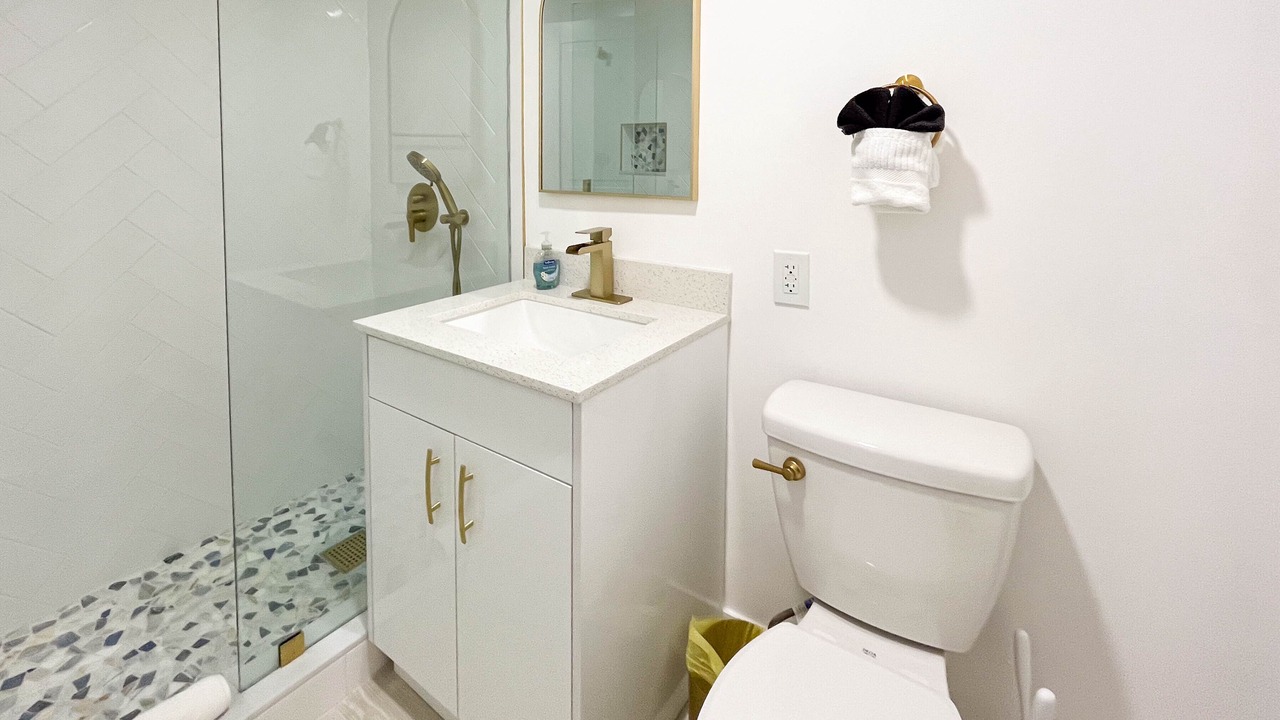 Photo of Bathroom in South Pointe
