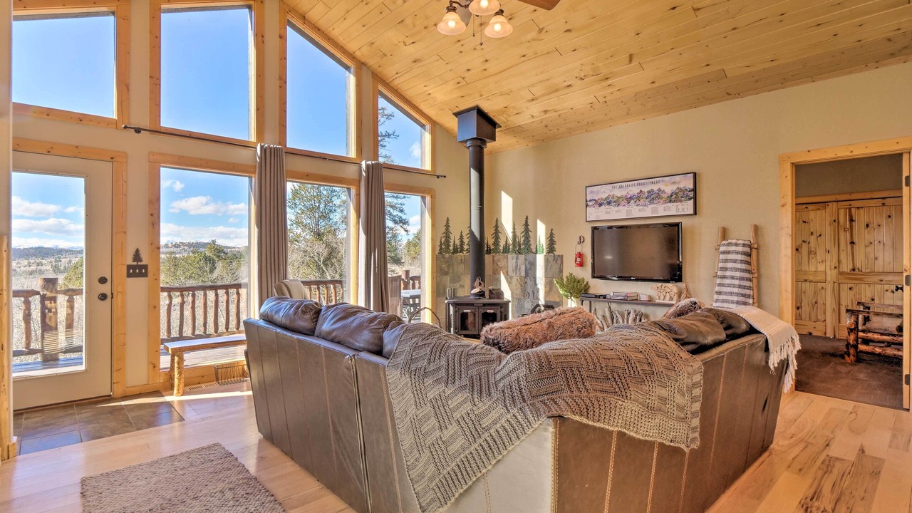 Photo of Livingroom in Indian Mountain