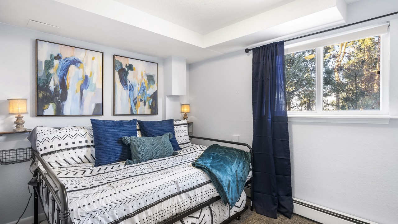 Photo of Bedroom in Scenic Heights