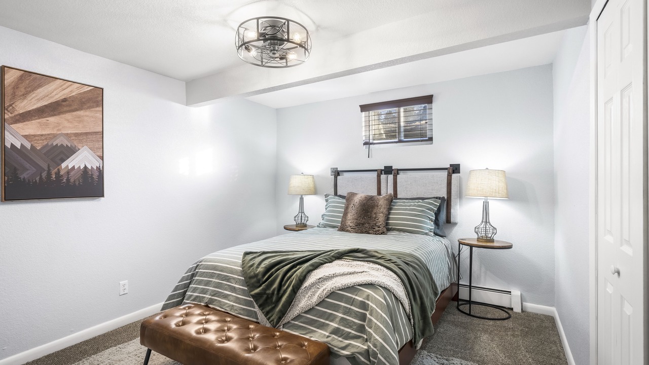 Photo of Bedroom in Scenic Heights