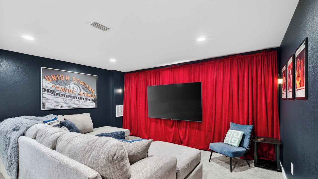 Photo of Livingroom in Lamar Heights Area
