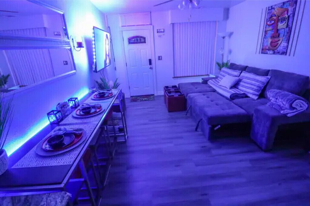 Photo of Livingroom in Cole