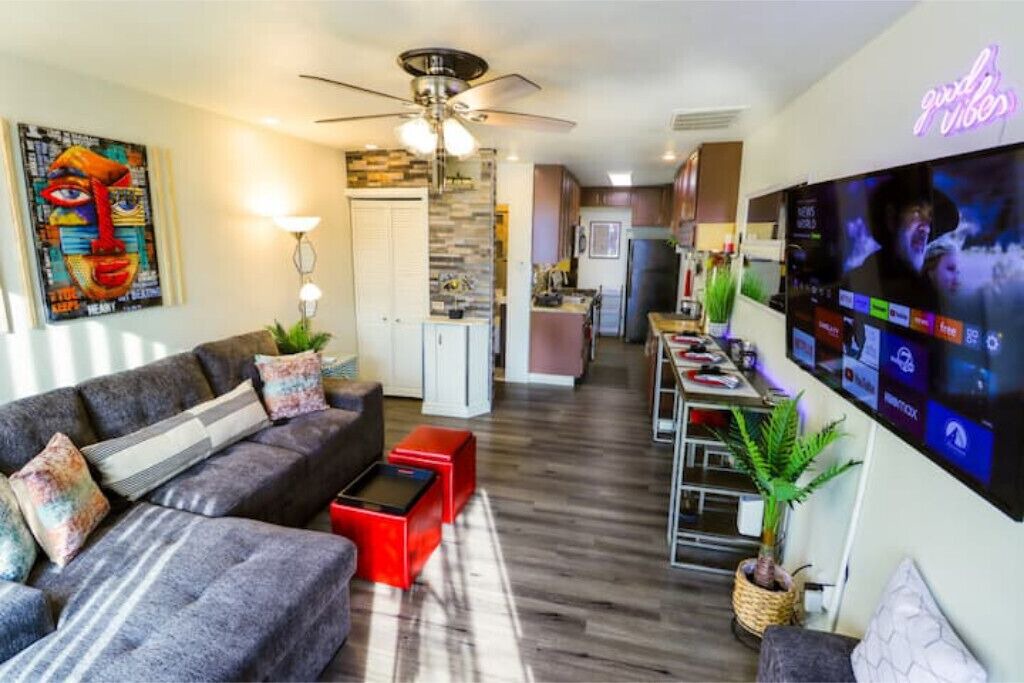Photo of Livingroom in Cole
