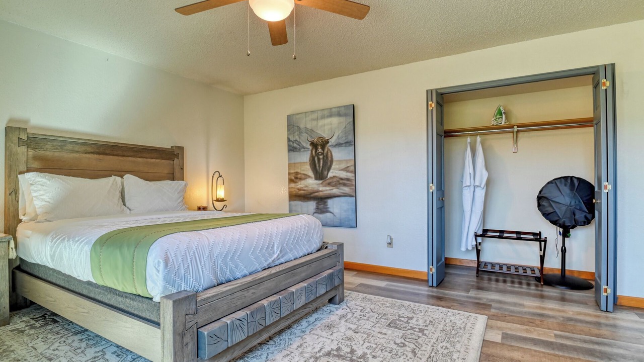 Photo of Bedroom in Northeast Colorado Springs