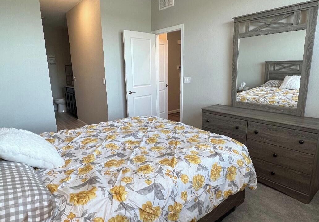 Photo of Bedroom in Aurora