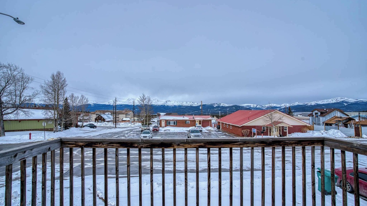 Photo of Patio Balcony in Leadville North