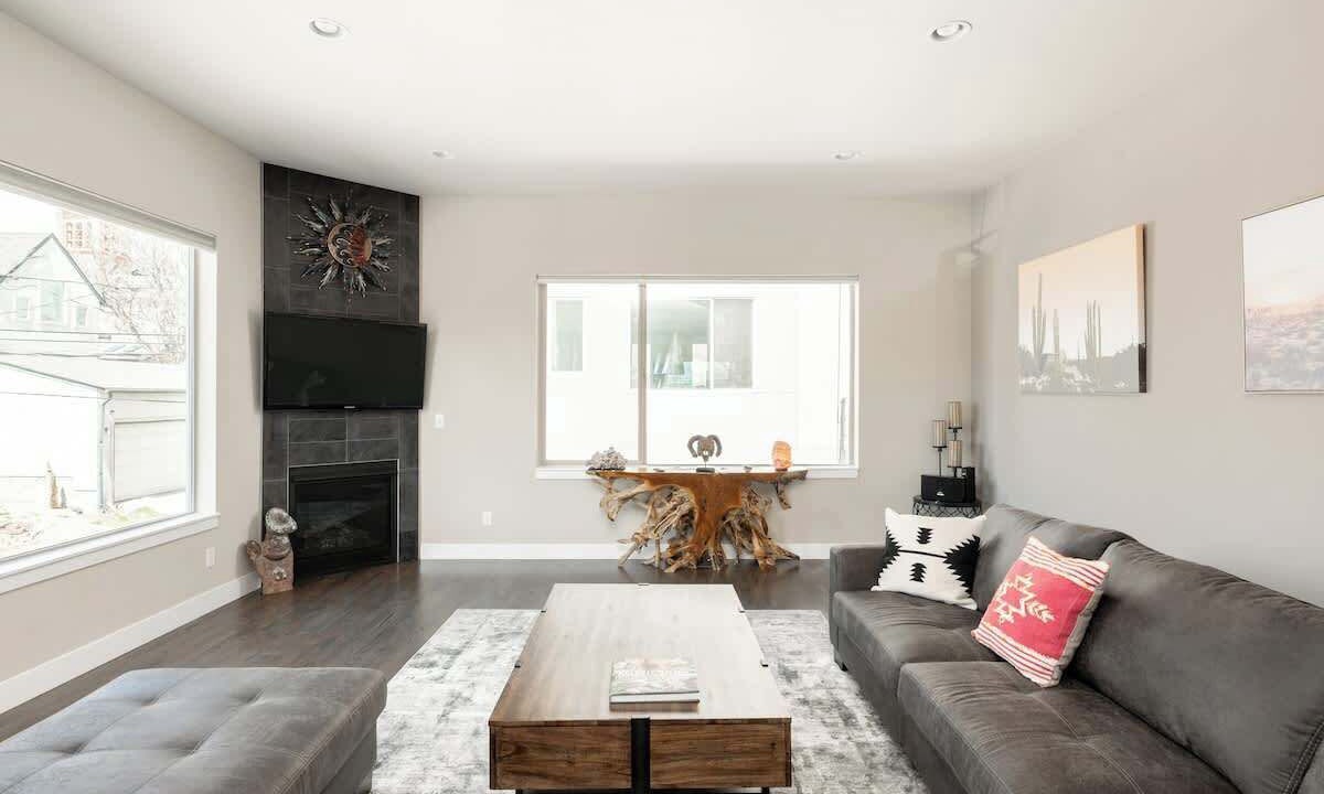 Photo of Livingroom in Highland