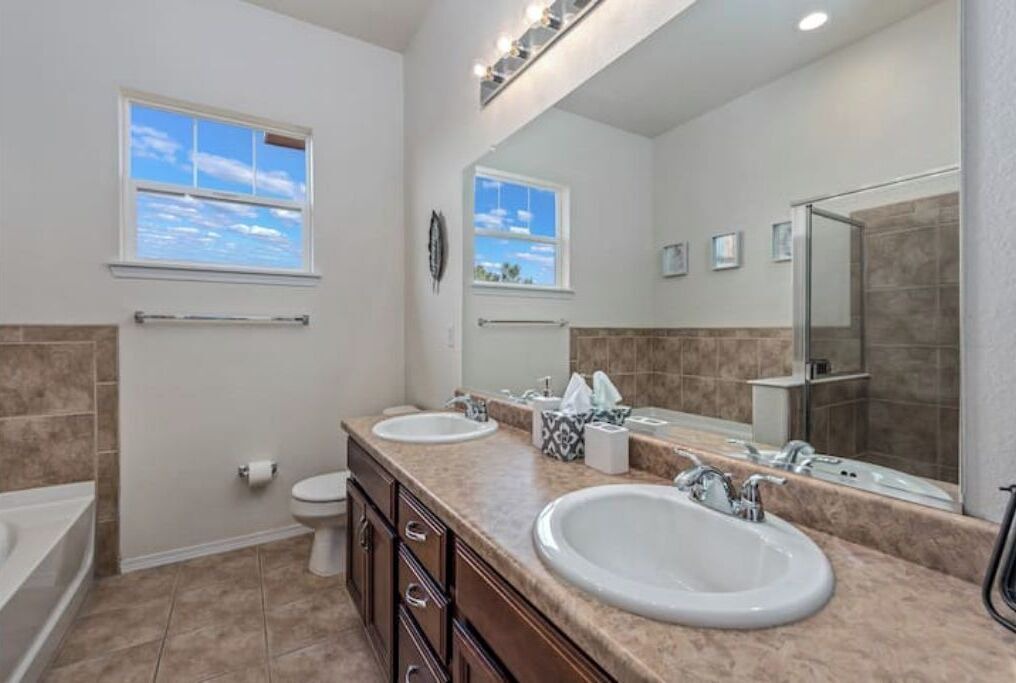 Photo of Bathroom in Cottonwood