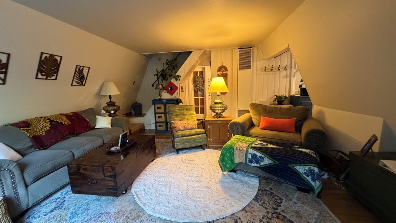 Photo of Livingroom in Evergreen